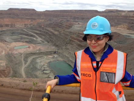 今次其中一個最amazing的行程，就是大會安排我們深入鑽礦場禁區範圍，參觀全球產量最豐富的鑽礦Orapa Mine。