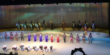 場內嚴禁拍攝和錄影,不過到了Finale部份,我還是按奈不住要來個快拍,跟大家分享這個完美的閉幕情況。